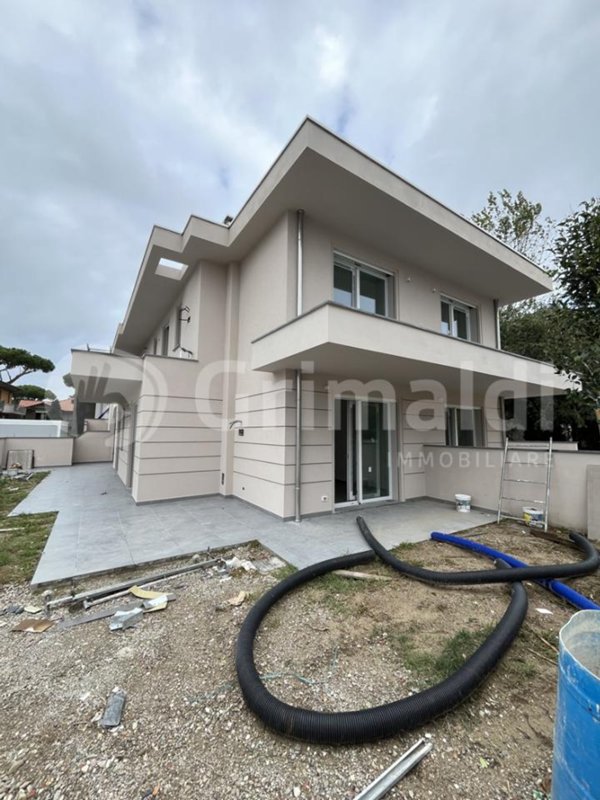 appartamento in vendita a Cervia in zona Milano Marittima