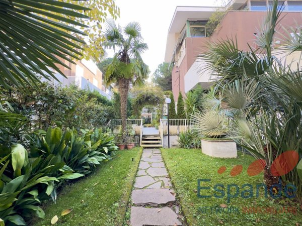 casa indipendente in vendita a Cervia