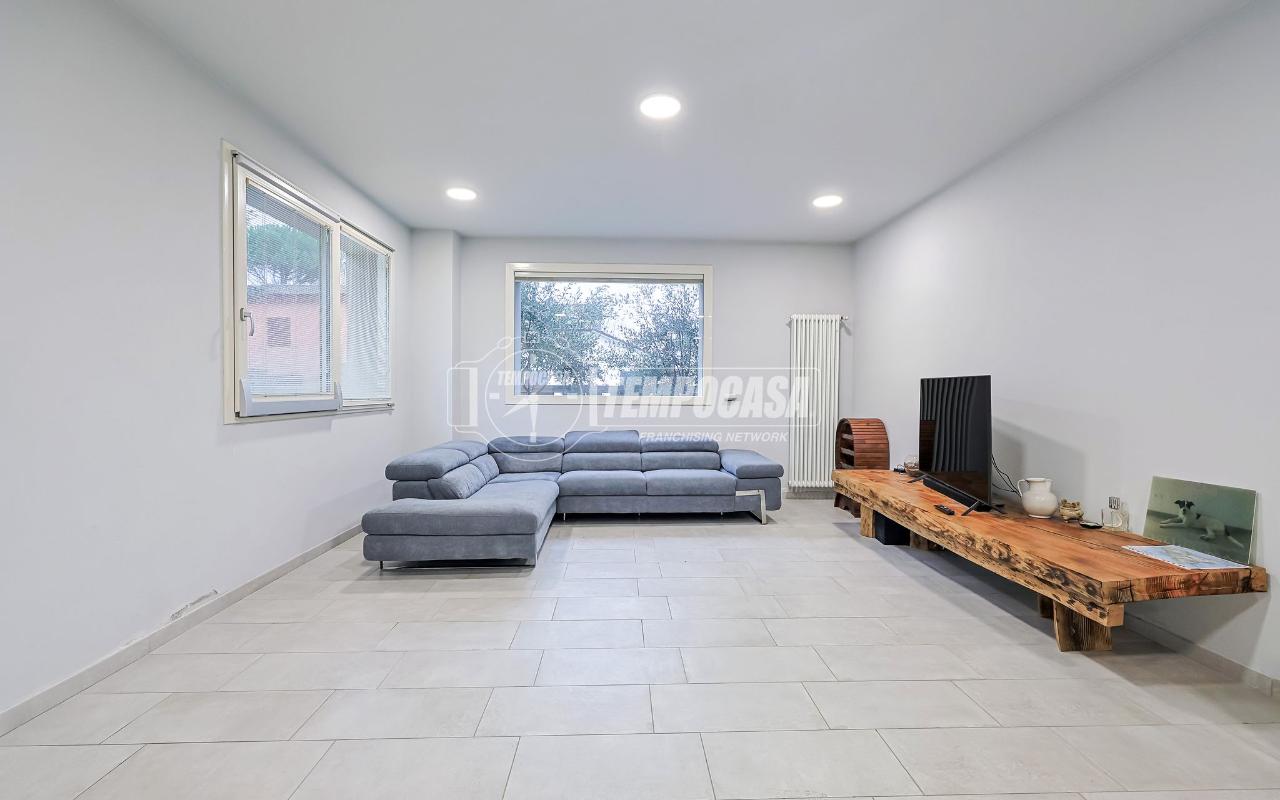 casa indipendente in vendita a Cervia in zona Pisignano