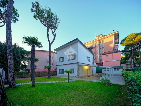 casa indipendente in vendita a Cervia in zona Milano Marittima