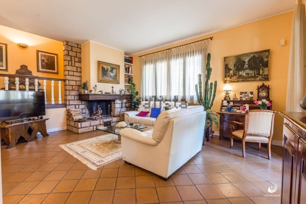 casa indipendente in vendita a Cervia