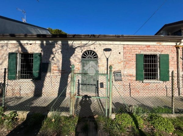 casa indipendente in vendita a Cervia in zona Milano Marittima