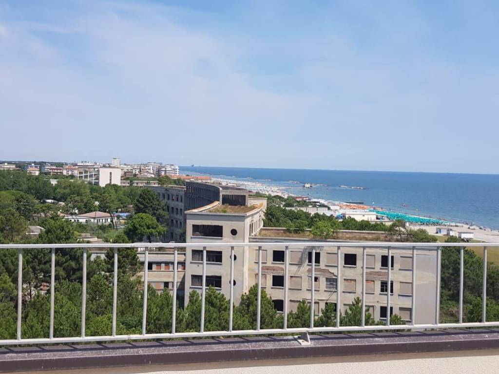 appartamento in vendita a Cervia in zona Milano Marittima