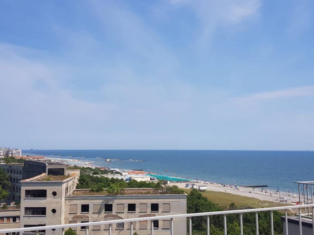 appartamento in vendita a Cervia in zona Milano Marittima