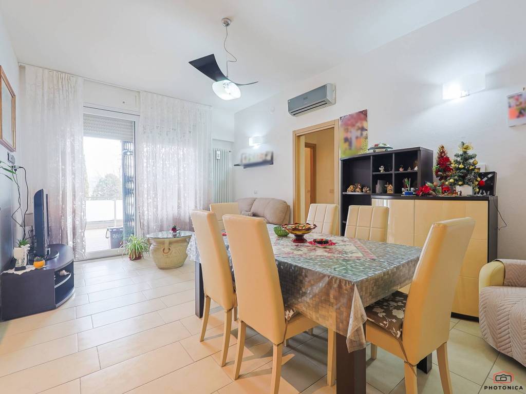 appartamento in vendita a Cervia in zona Pinarella
