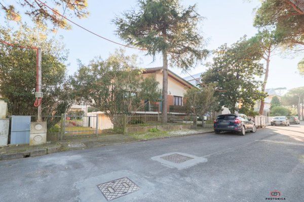 appartamento in vendita a Cervia in zona Milano Marittima