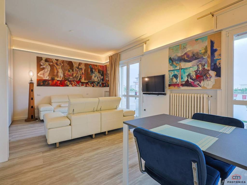 appartamento in vendita a Cervia in zona Milano Marittima