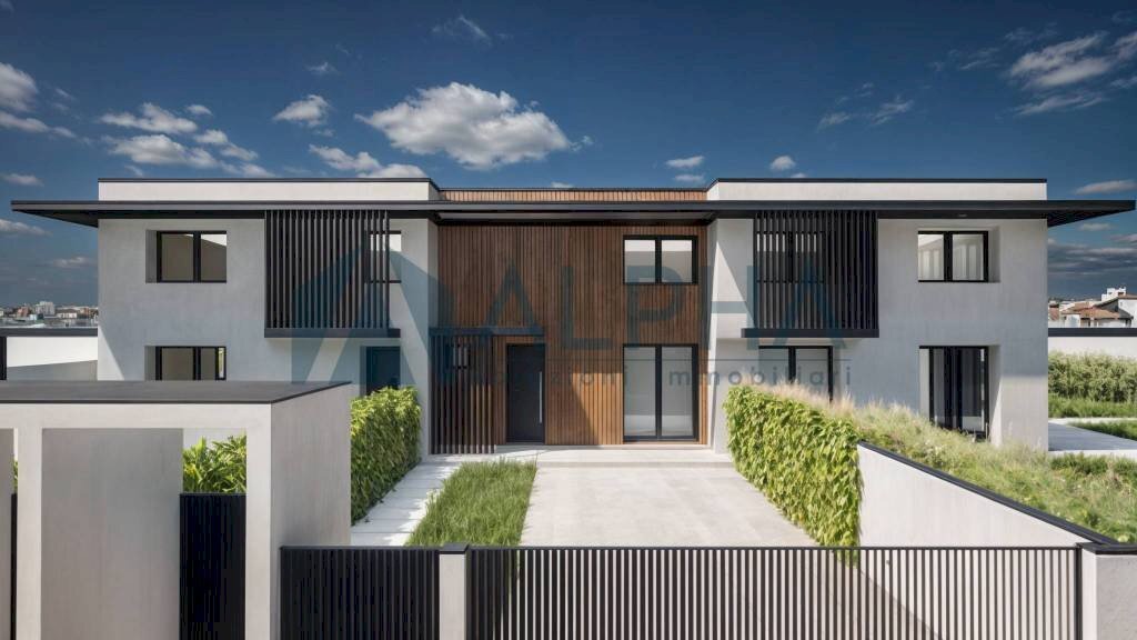 casa indipendente in vendita a Cervia