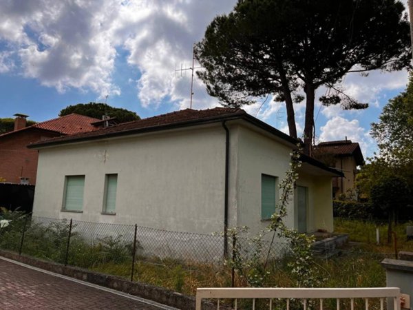 casa indipendente in vendita a Cervia in zona Milano Marittima