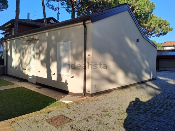 casa indipendente in vendita a Cervia