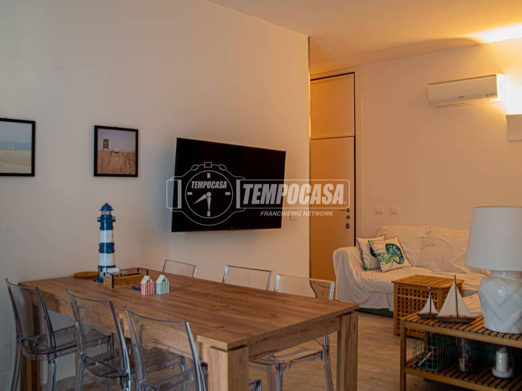 appartamento in vendita a Cervia in zona Pinarella