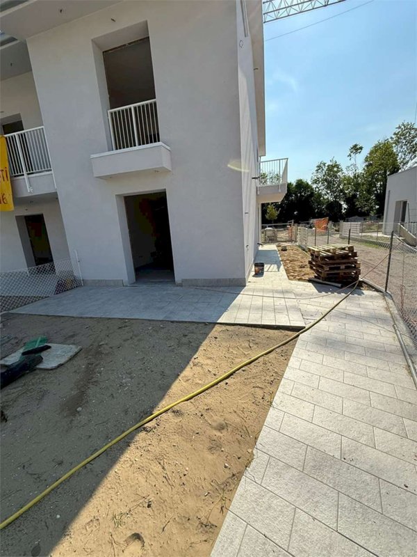 casa indipendente in vendita a Cervia in zona Pinarella