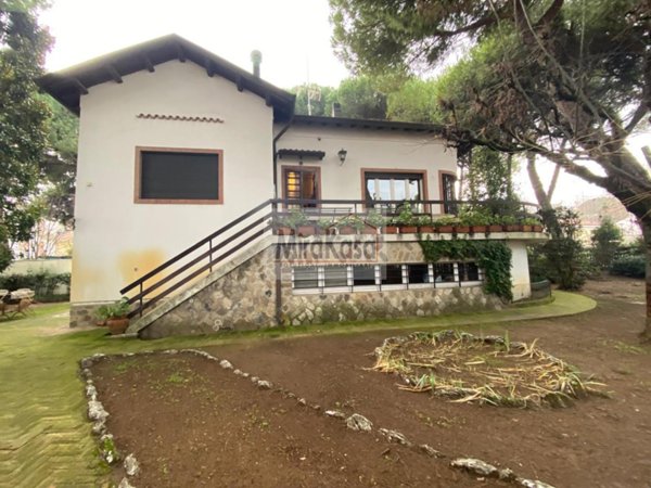 casa indipendente in vendita a Cervia