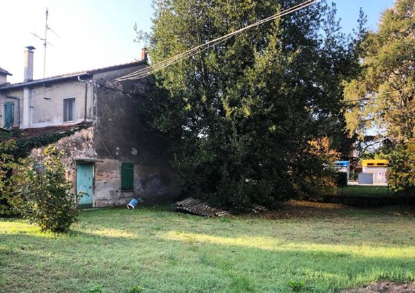 casa indipendente in vendita a Cervia