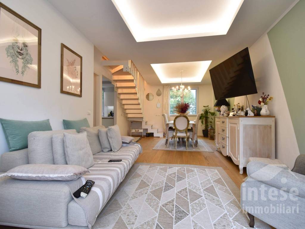 casa indipendente in vendita a Cervia in zona Montaletto