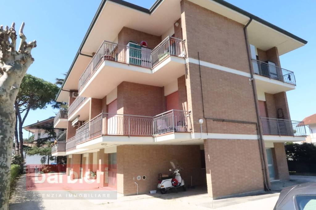 appartamento in vendita a Cervia in zona Milano Marittima