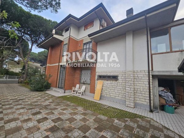casa indipendente in vendita a Cervia in zona Milano Marittima