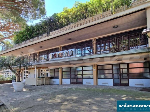 negozio in vendita a Cervia in zona Milano Marittima
