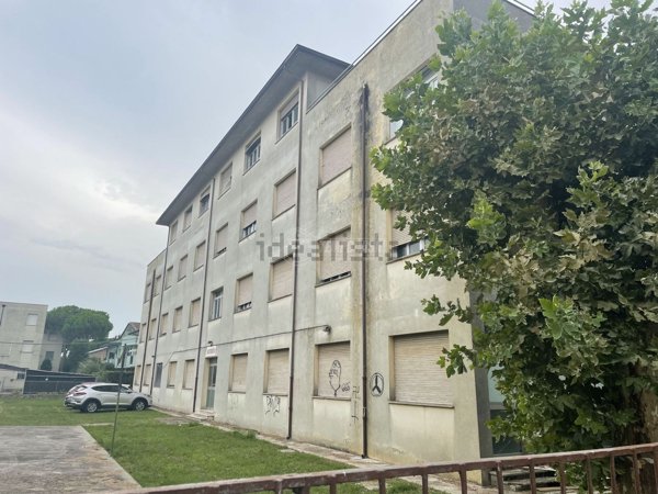 casa indipendente in vendita a Cervia