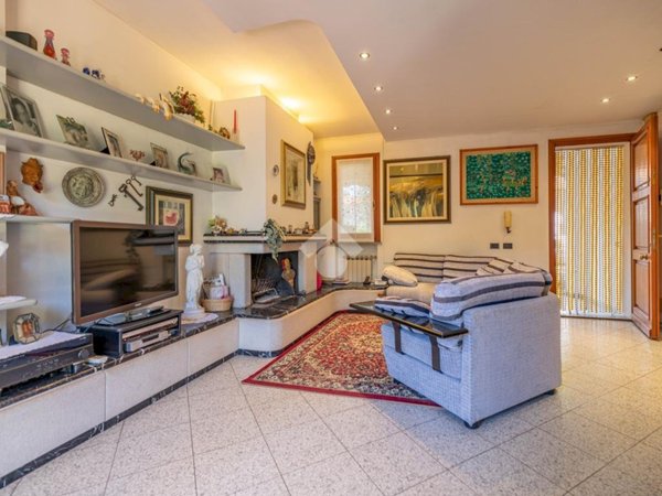 casa indipendente in vendita a Cervia in zona Pinarella