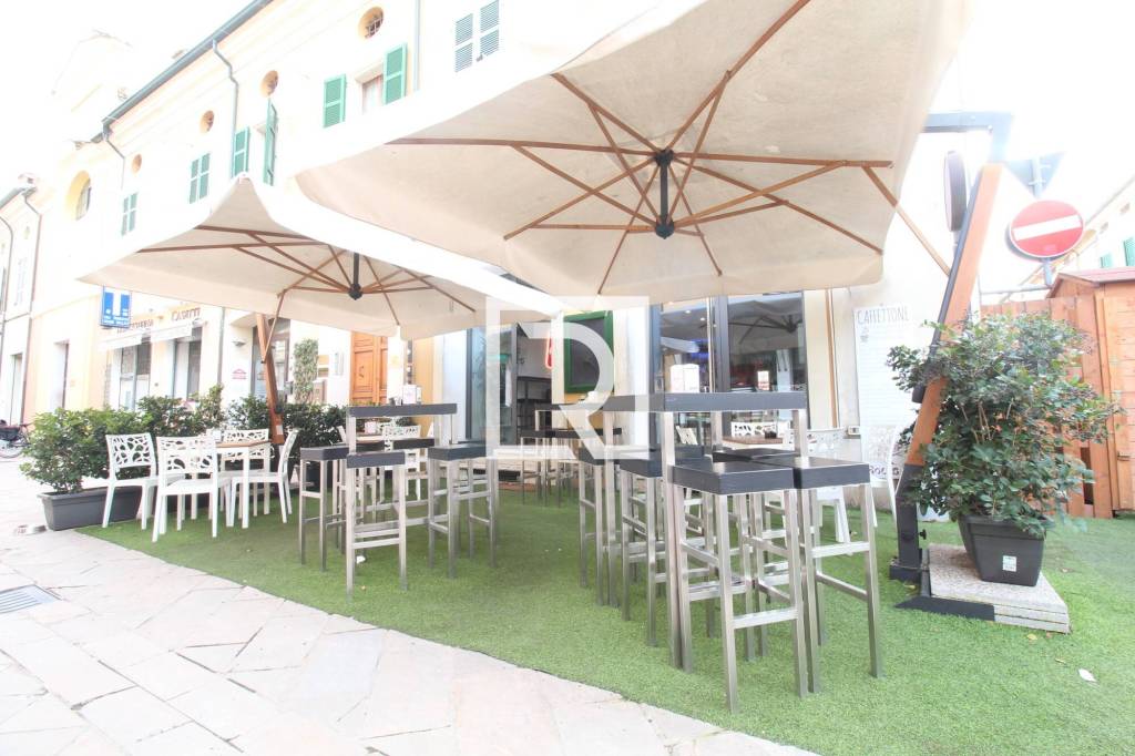 negozio in vendita a Cervia