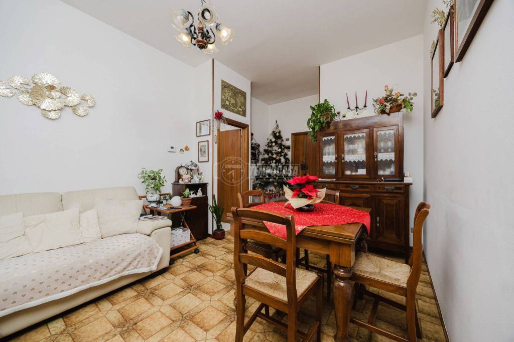 appartamento in vendita a Cervia in zona Milano Marittima