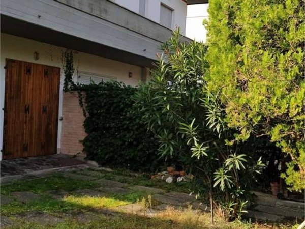 appartamento in vendita a Cervia in zona Milano Marittima