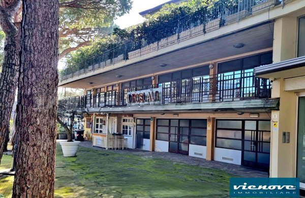negozio in vendita a Cervia in zona Milano Marittima