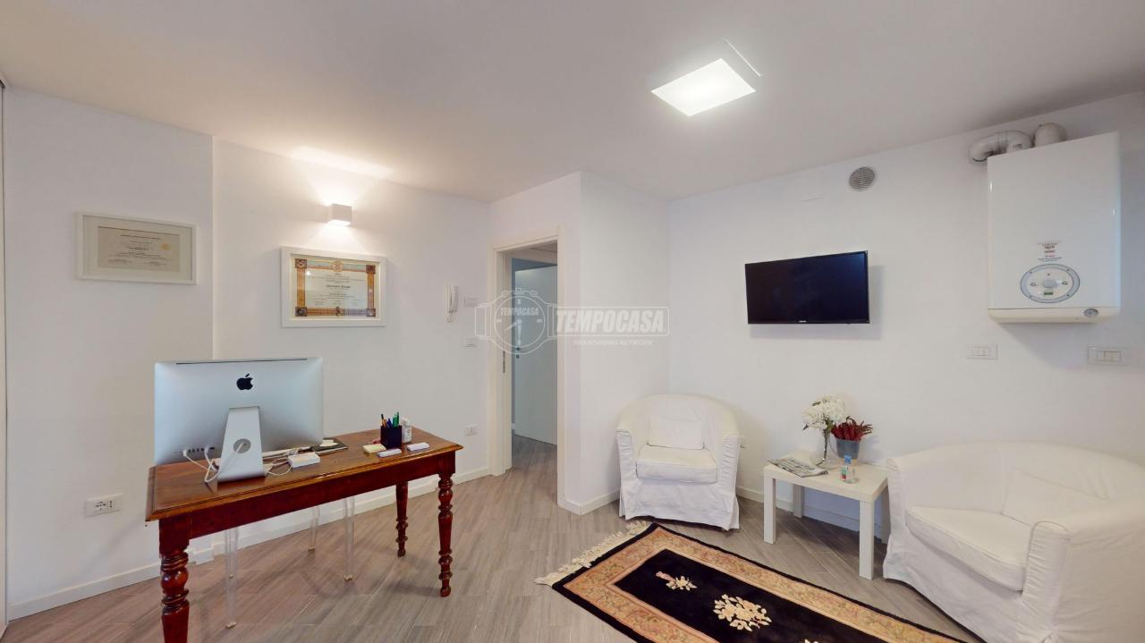 appartamento in vendita a Cervia in zona Milano Marittima