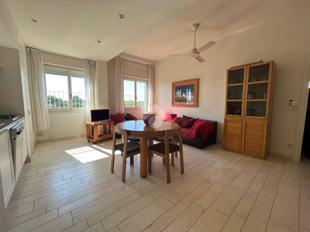 appartamento in vendita a Cervia in zona Milano Marittima