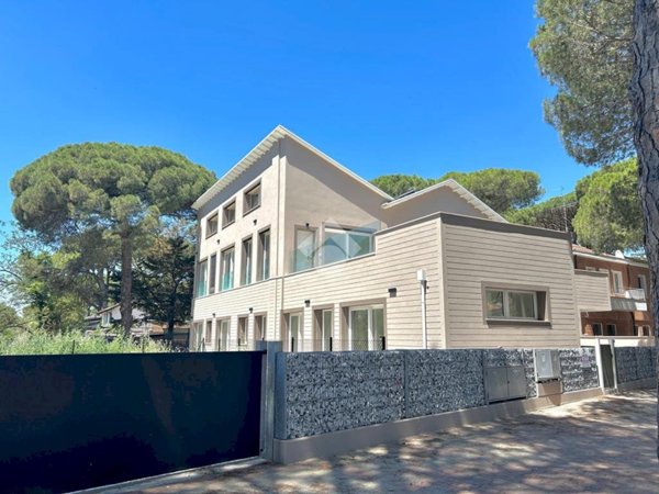 appartamento in vendita a Cervia in zona Milano Marittima