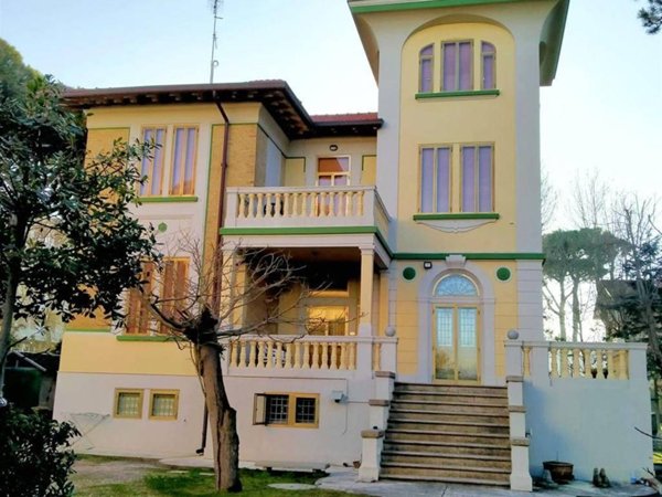 casa indipendente in vendita a Cervia