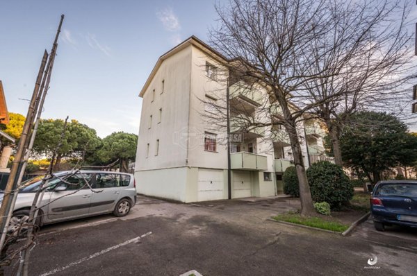 appartamento in vendita a Cervia in zona Pinarella