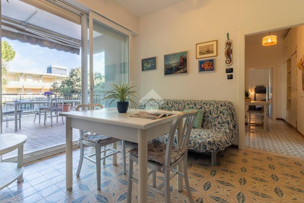 appartamento in vendita a Cervia in zona Pinarella