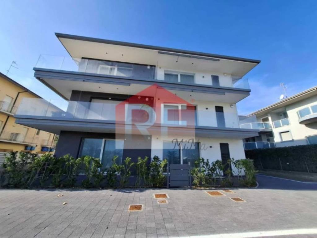 appartamento in vendita a Cervia in zona Milano Marittima
