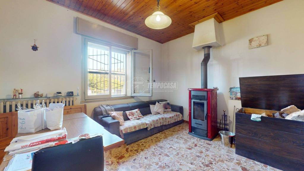casa indipendente in vendita a Cervia in zona Cannuzzo