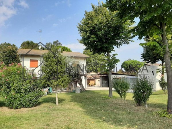 terreno edificabile in vendita a Cervia in zona Montaletto