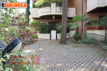 appartamento in vendita a Cervia in zona Milano Marittima