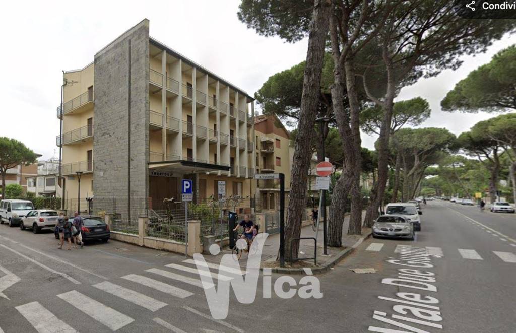 negozio in vendita a Cervia in zona Milano Marittima