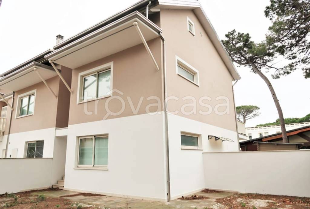 appartamento in vendita a Cervia in zona Milano Marittima