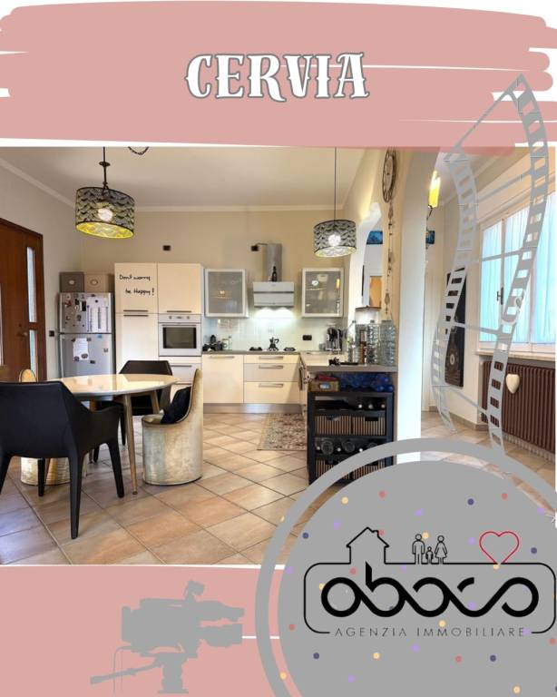 casa indipendente in vendita a Cervia in zona Pinarella