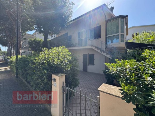 casa indipendente in vendita a Cervia in zona Milano Marittima
