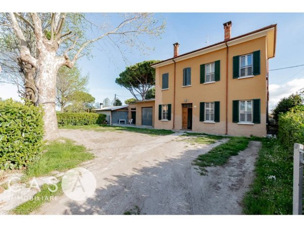 casa indipendente in vendita a Cervia in zona Montaletto