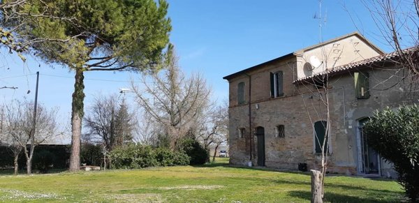 casa indipendente in vendita a Cervia