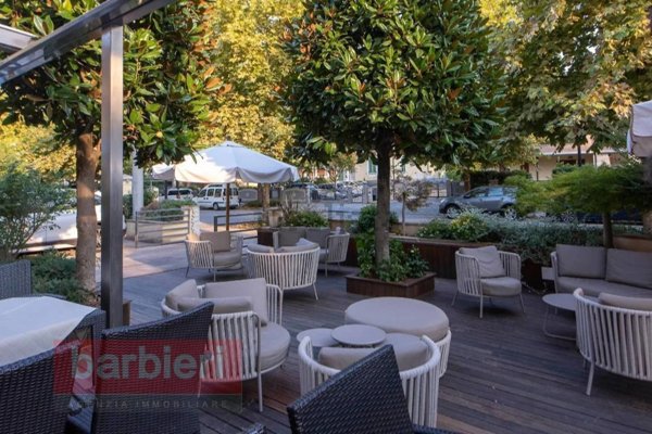 negozio in vendita a Cervia