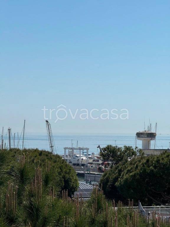 appartamento in vendita a Cervia in zona Milano Marittima