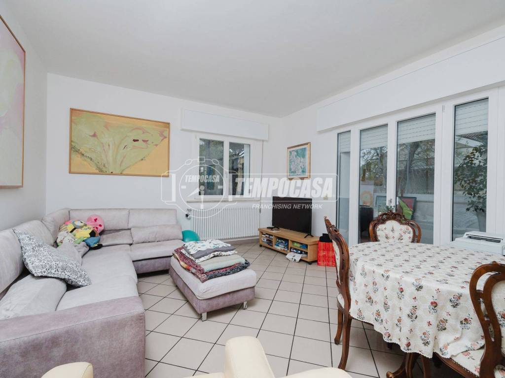 casa indipendente in vendita a Cervia