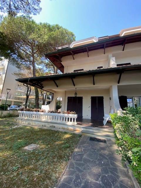 casa indipendente in vendita a Cervia in zona Milano Marittima