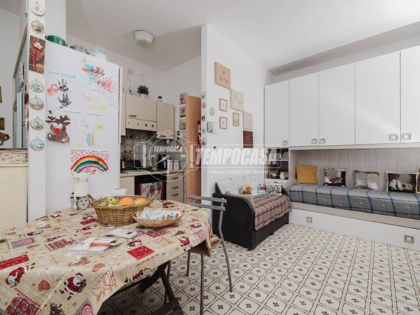 appartamento in vendita a Cervia in zona Pinarella