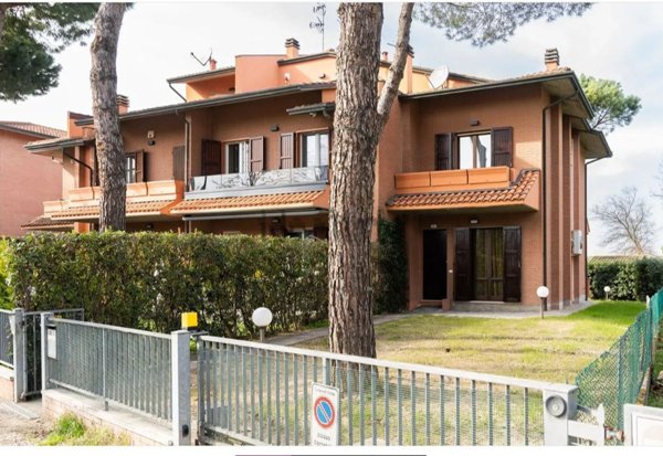 casa indipendente in vendita a Cervia in zona Milano Marittima